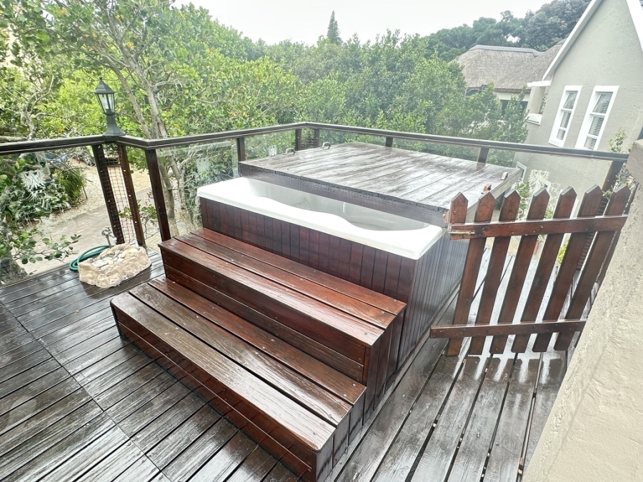 4 Bedroom Property for Sale in Wilderness Central Western Cape